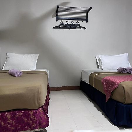 קואה Capital O 91017 Tuba Beach Resort @ Pulau Tuba מראה חיצוני תמונה