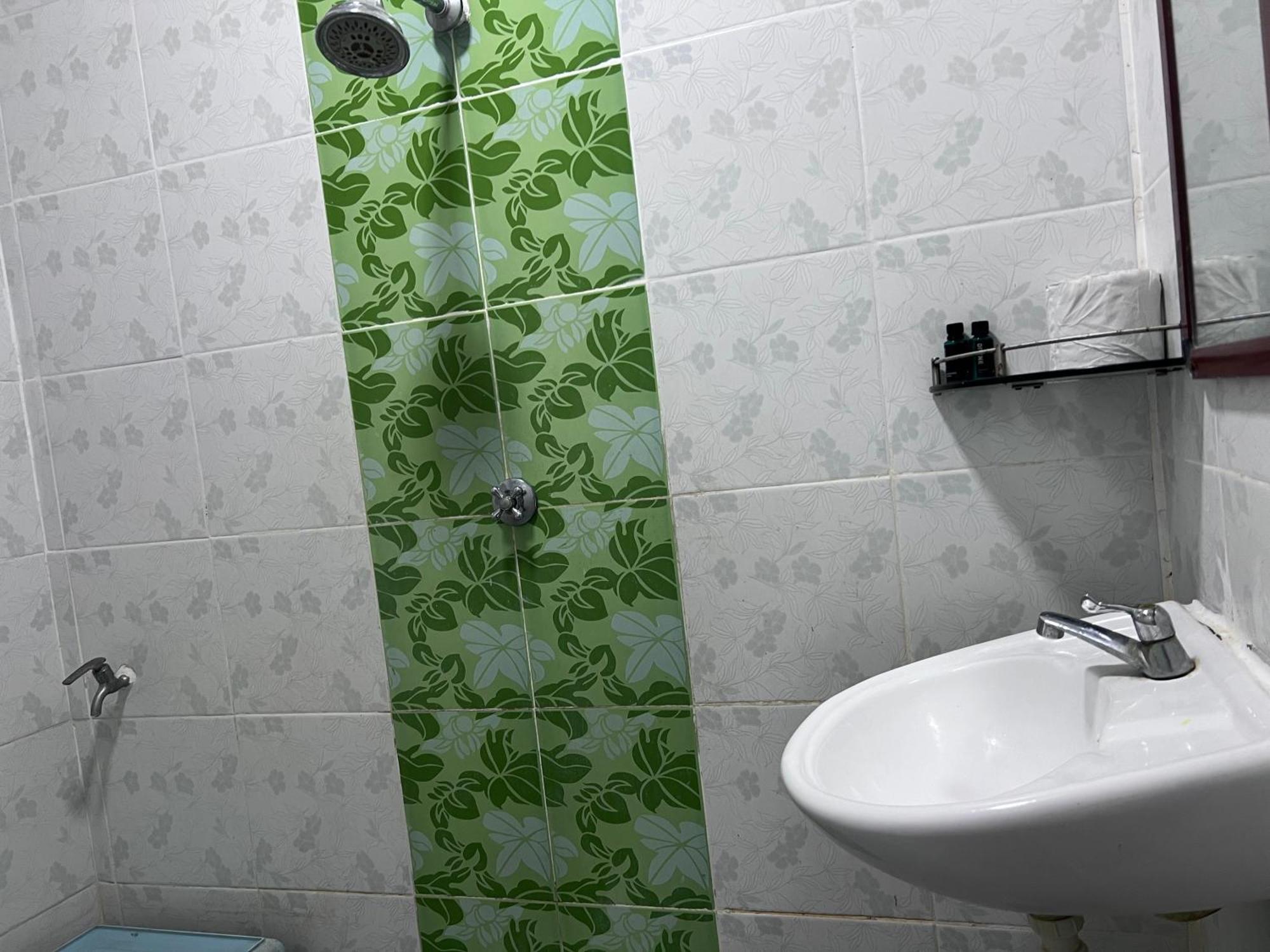 קואה Capital O 91017 Tuba Beach Resort @ Pulau Tuba מראה חיצוני תמונה