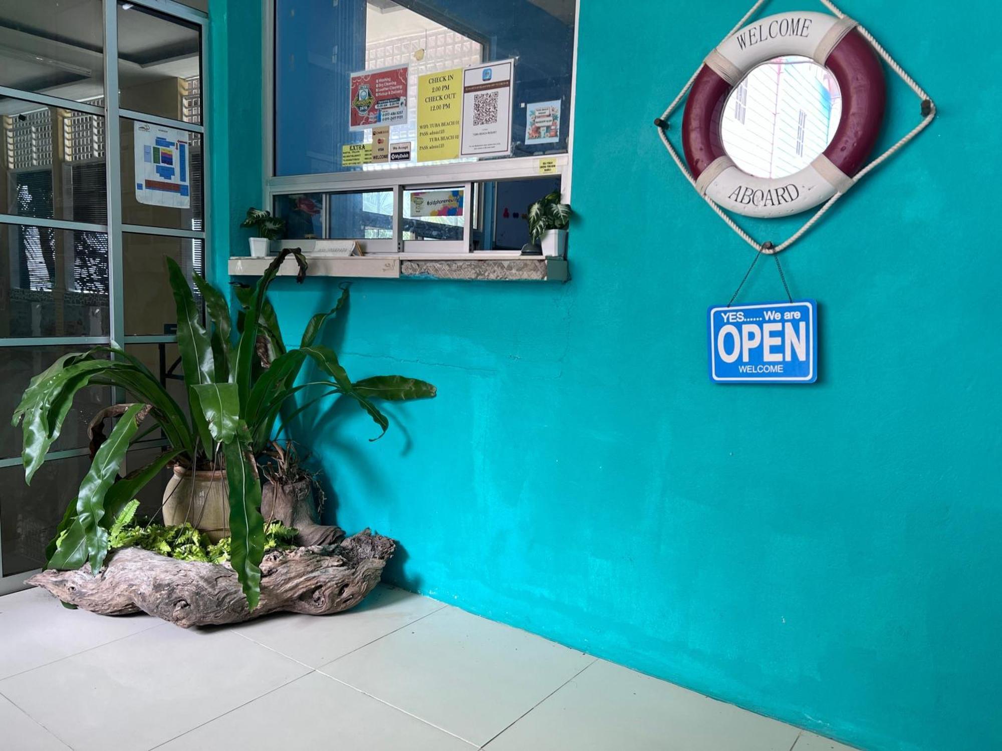קואה Capital O 91017 Tuba Beach Resort @ Pulau Tuba מראה חיצוני תמונה