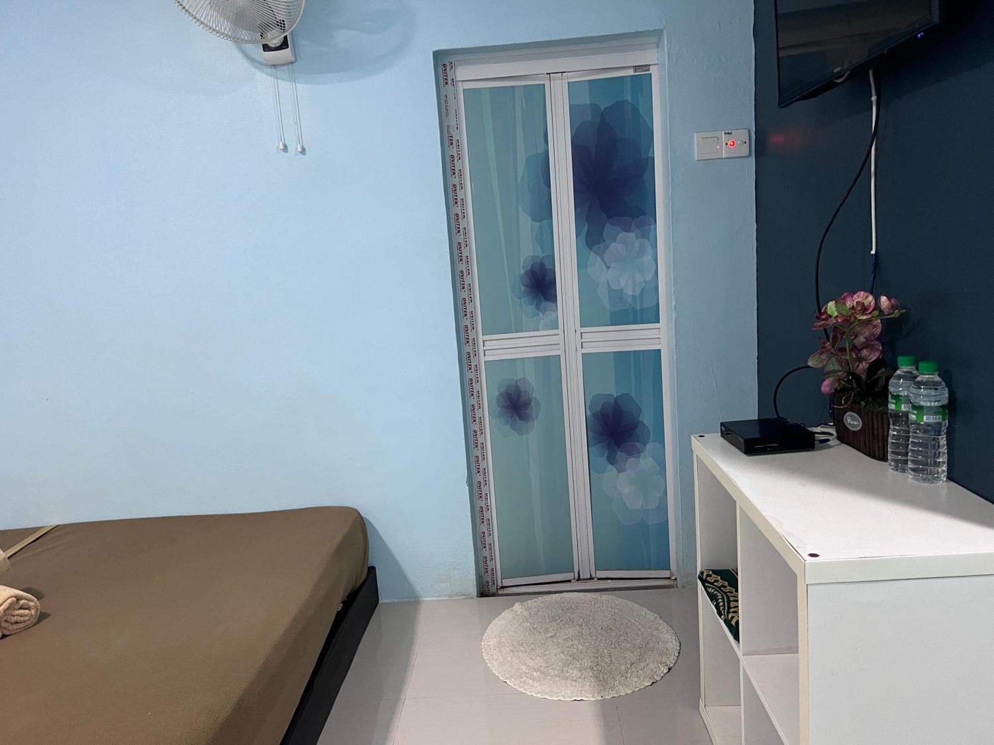 קואה Capital O 91017 Tuba Beach Resort @ Pulau Tuba מראה חיצוני תמונה